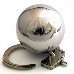 The pit: Keuschheitskugel aus Metall