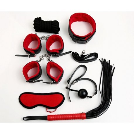 Kit de bondage 7 pièces avec fourrure confort